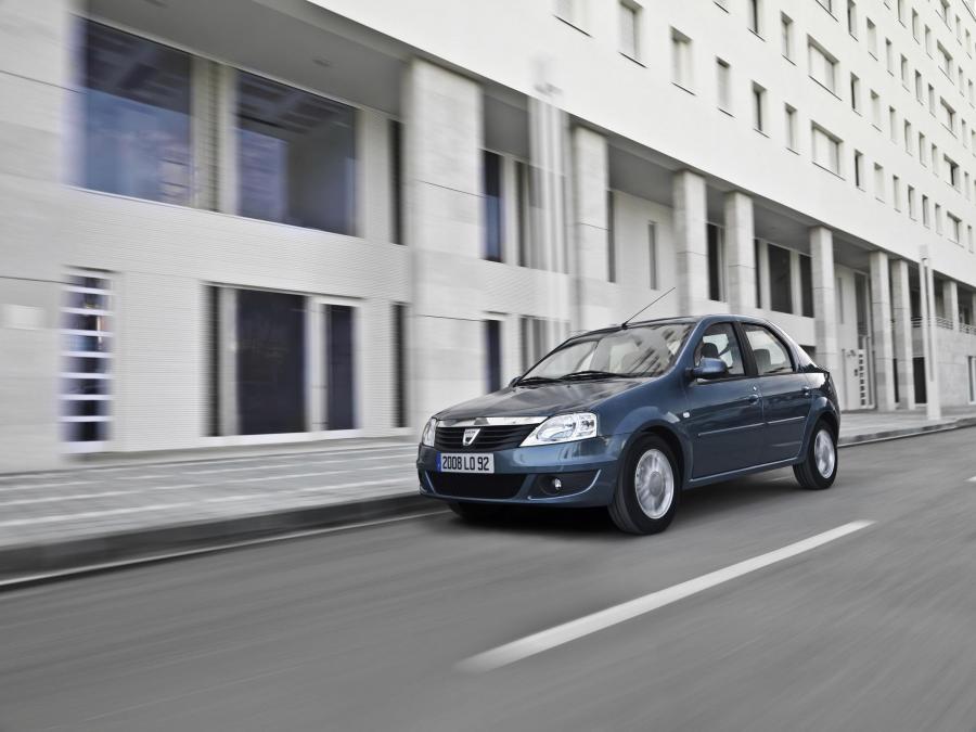  Dacia Logan 2008 года  (фото 33 из 81)